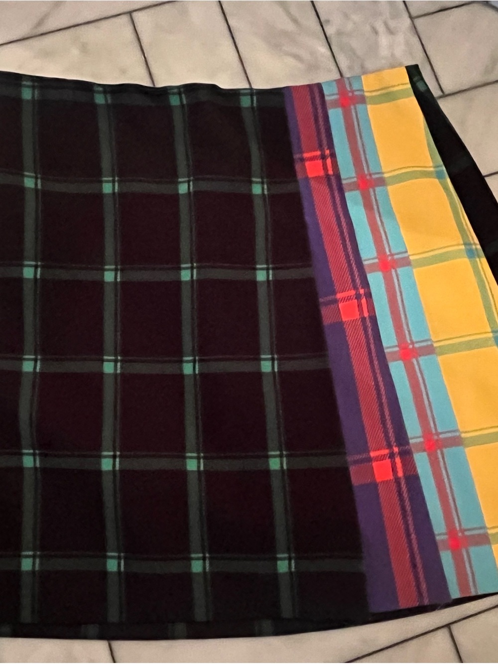 Alice + Olivia Black and Green Plaid Mini Skirt